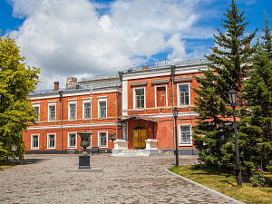 Государственный музей истории литературы, искусства и культуры Алтая