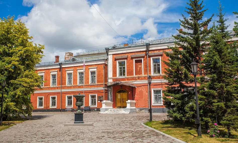 Государственный музей истории литературы, искусства и культуры Алтая